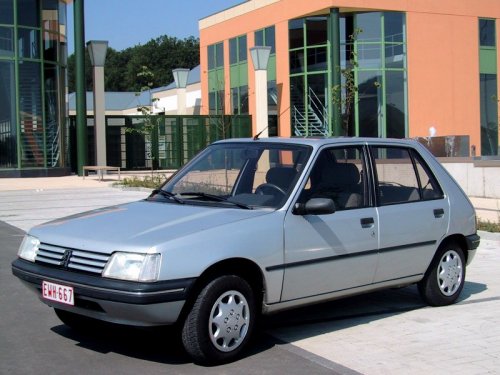 2003_08_Peugeot.JPG